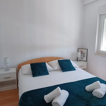 Apartman Apartman Arcadia Near Beach Nin