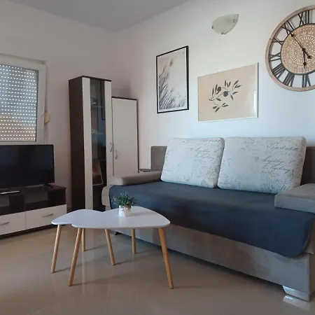 Apartman Arcadia Near Beach Apartman Nin